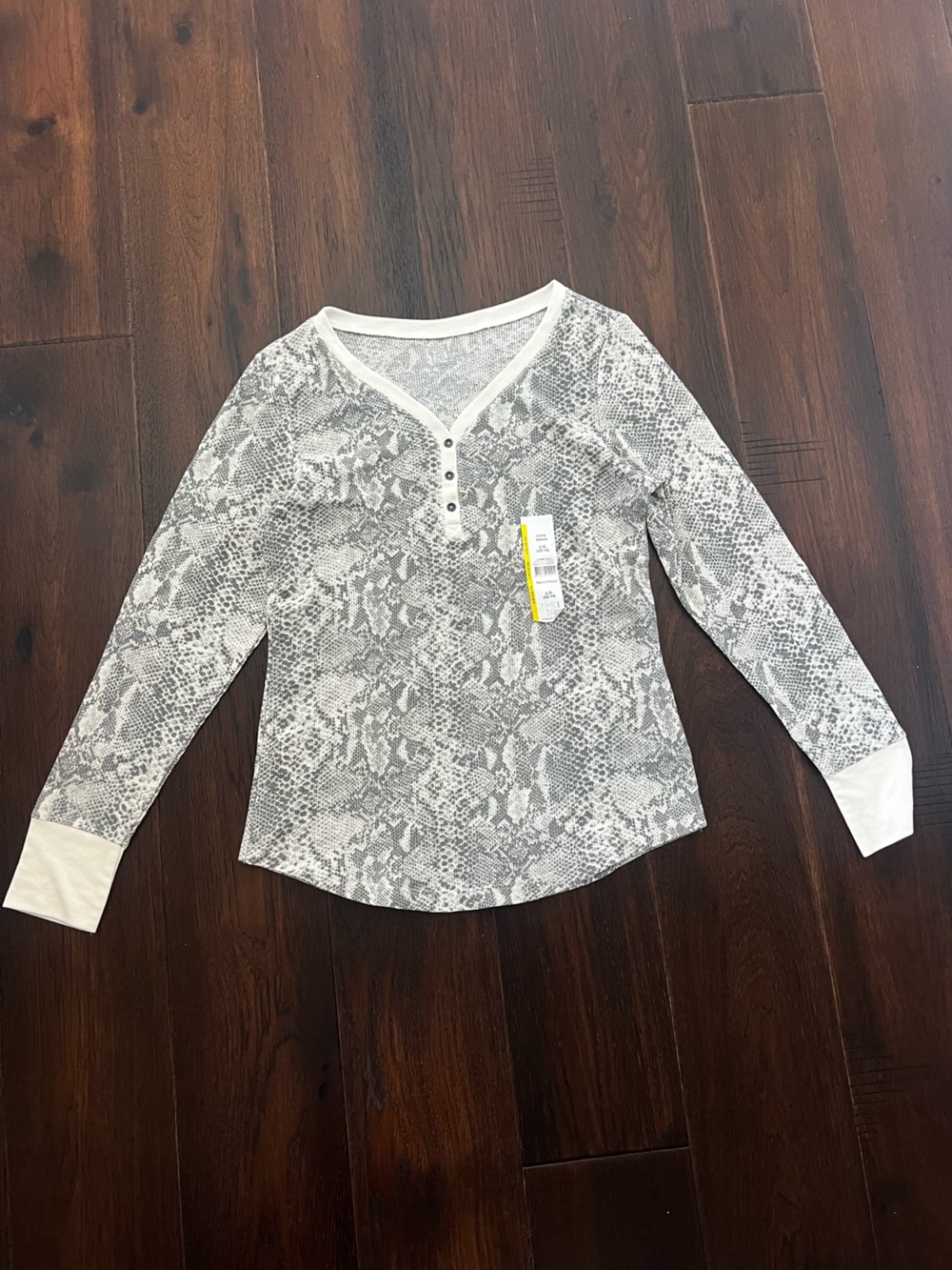 Women's Gray Snake-Print Henley Long Sleeve Top